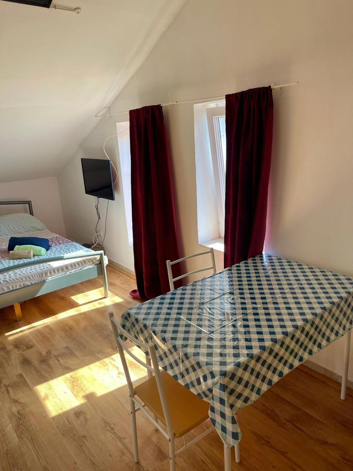 Dejan Apartment4-Top Centar Pula Exterior photo